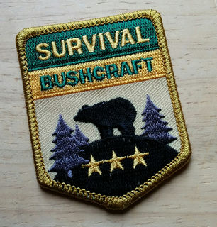 Survival - Bushcraft Aufnäher 68 x 53 mm